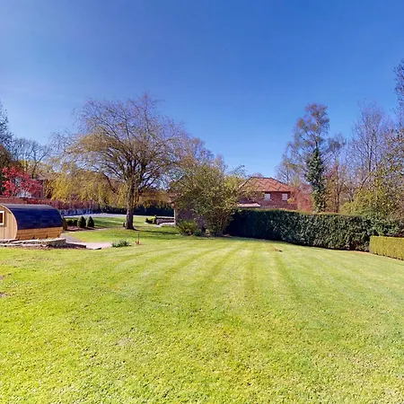 Les Jardins De La D'olne 3*